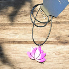 Charger l'image dans la galerie, Collier Éco-Chic en Coton Ciré – Fait Main