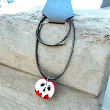 Charger l'image dans la galerie, Collier Éco-Chic en Coton Ciré – Fait Main