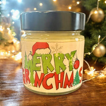Charger l'image dans la galerie, Bougies Grincheux boisées « Le Grinch »
